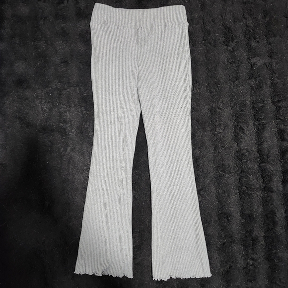 Women's Size Large Planet Heart Brand Grey High Waisted Flare Leggings/Yoga pant - Picture 1 of 3